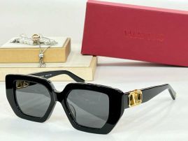 Picture of Valentino Sunglasses _SKUfw57426885fw